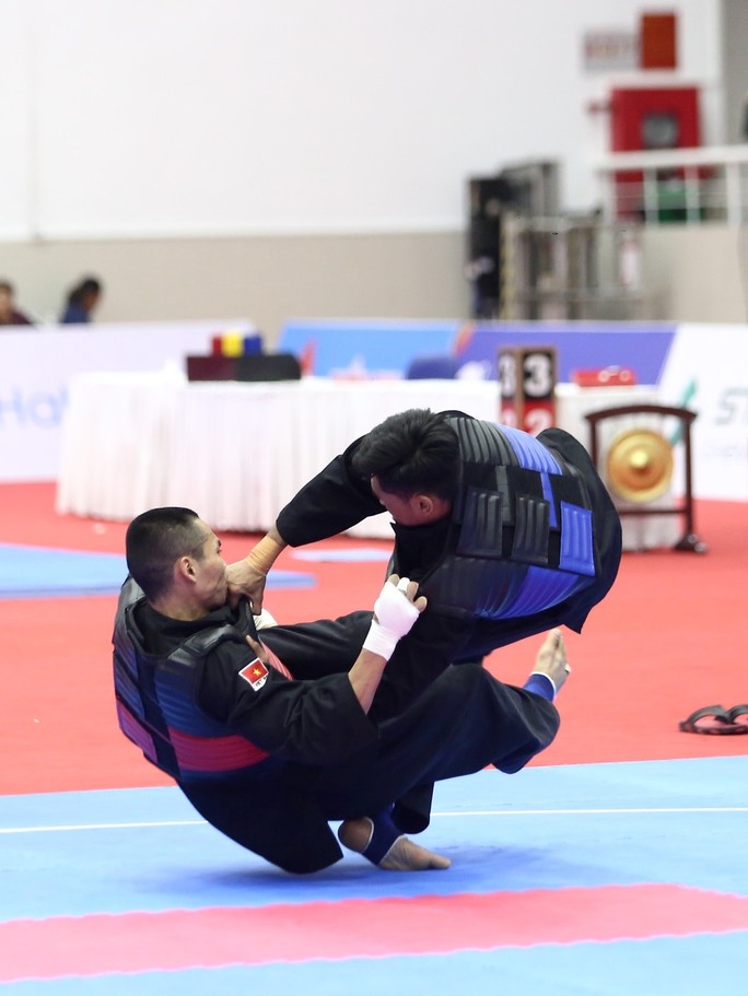 Nhật ký SEA Games 31 ngày 16-5:  Trần Đình Nam giành HCV tanding Silat thứ nhì - Ảnh 1.