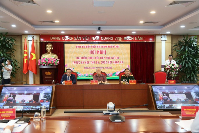 Tiếp xúc cử tri, Tổng Bí thư Nguyễn Phú Trọng nói về vấn đề đất đai, phòng chống tham nhũng - Ảnh 11.