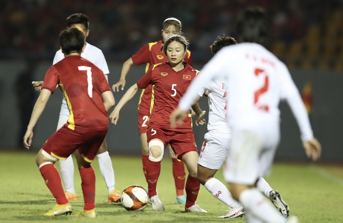 Đánh bại Myanmar, tuyển nữ Việt Nam cùng Thái Lan tranh HCV SEA Games 31 - Ảnh 1.