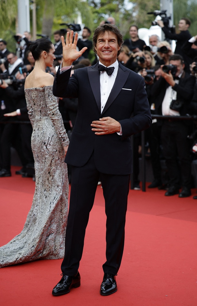 Tom Cruise phong độ tuổi 59, khuấy động Cannes 2022 - Ảnh 2.