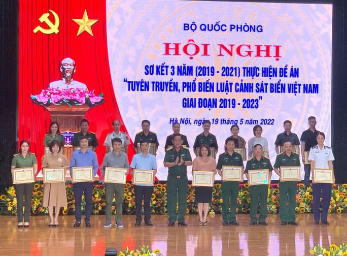 Luật Cảnh sát biển Việt Nam đi vào cuộc sống, góp phần bảo vệ chủ quyền biển đảo - Ảnh 5.