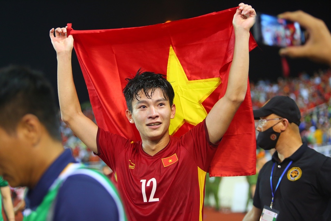 Bóng đá Việt Nam trọn vẹn niềm vui - Ảnh 9.