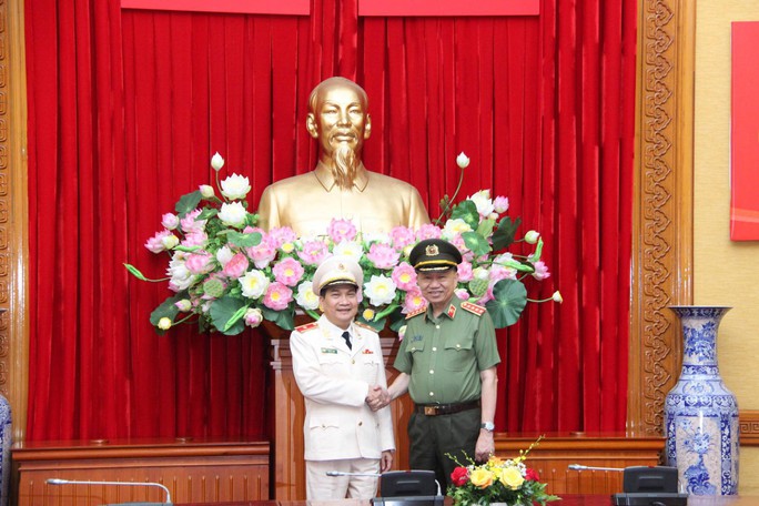 Ông Nguyễn Sỹ Quang được thăng hàm Thiếu tướng - Ảnh 1.