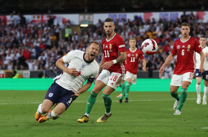 Tuyển Anh thua sốc 0-4, Hungary gây địa chấn bóng đá châu Âu - Ảnh 4.