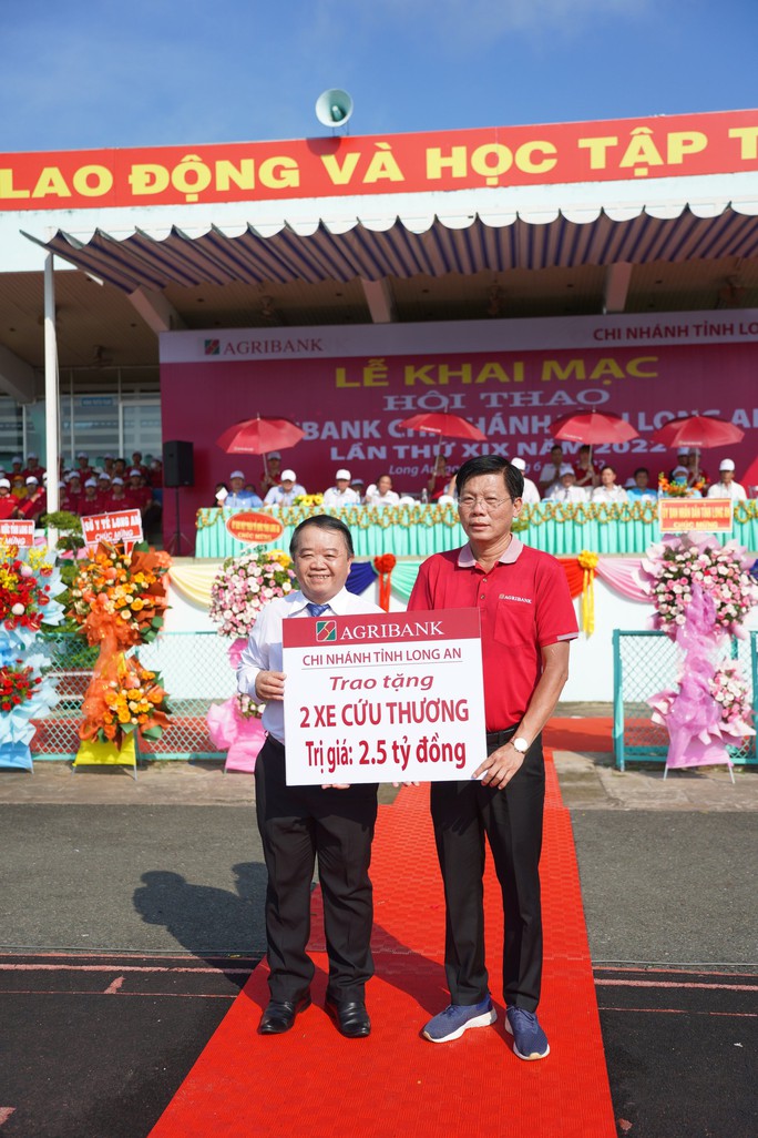 Khai mạc hội thao Agribank Chi nhánh Long An lần thứ 19 - Ảnh 12.