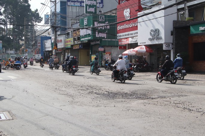 Ngán với hình ảnh đường Võ Văn Ngân, TP Thủ Đức - Ảnh 3.