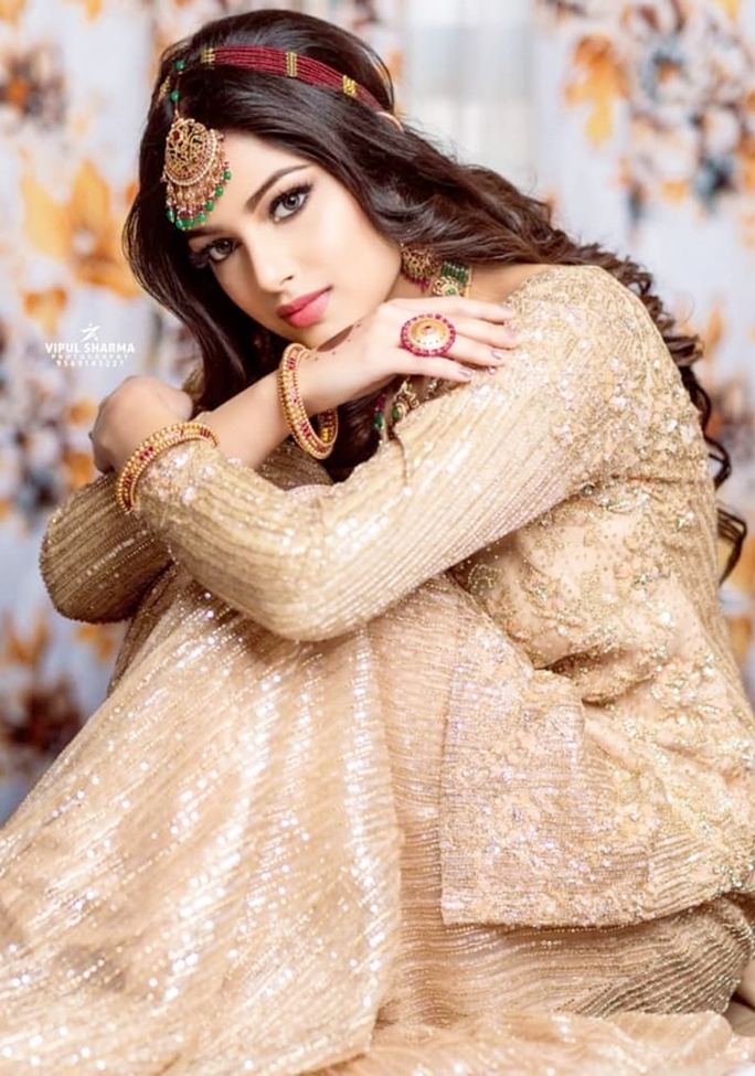 Hoa hậu Hoàn vũ 2021 Harnaaz Sandhu: "Ai bị chê mà chả buồn" - 4