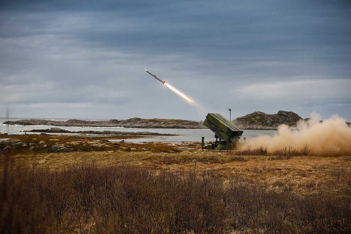 Mỹ sắp gửi tên lửa tầm xa hiện đại cho Ukraine? - Ảnh 1.