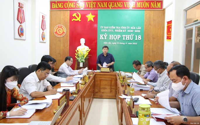 Tỉnh ủy Đắk Lắk xem xét, thi hành kỷ luật nhiều đảng viên - Ảnh 1.