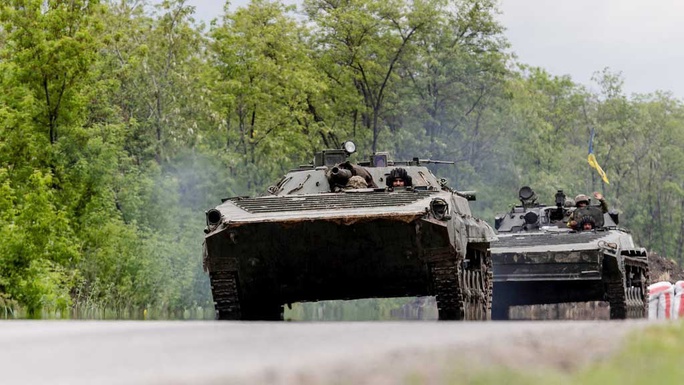 Ukraine phản công mạnh mẽ, Nga cũng tăng đà tiến - Ảnh 1.