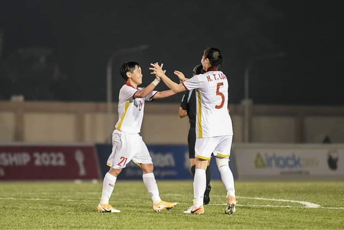 Đè bẹp Timor Leste, tuyển nữ Việt Nam vào bán kết AFF Cup - Ảnh 2.