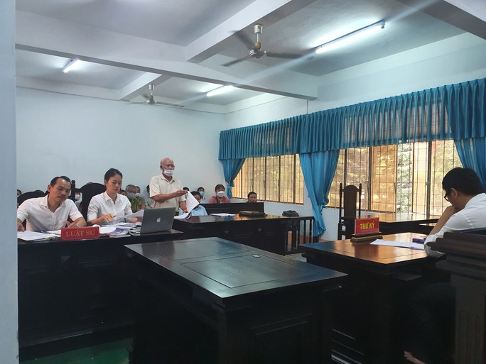 Hàng chục hộ dân khởi kiện UBND tỉnh Đắk Lắk - Ảnh 1.