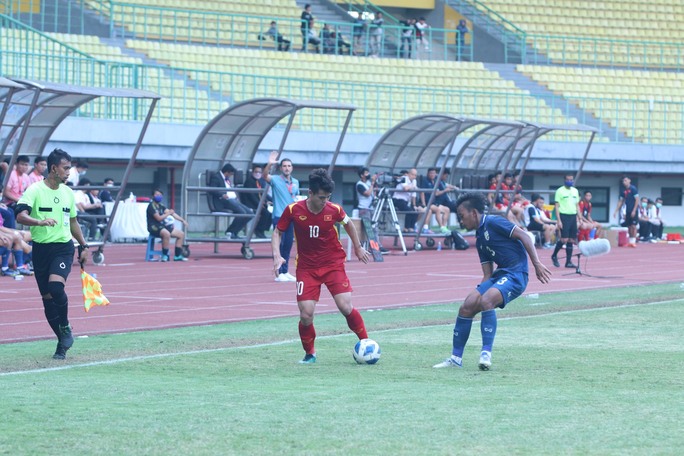 U19 Việt Nam thắng U19 Thái Lan, giành HCĐ Đông Nam Á 2022 - Ảnh 3.