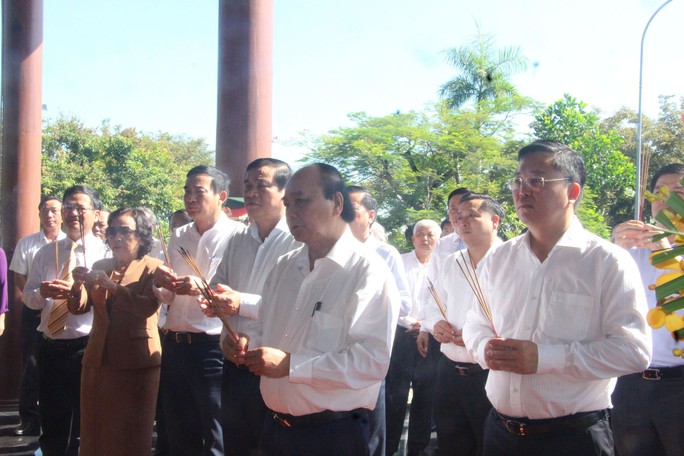 Chủ tịch nước dự lễ kỷ niệm Ngày Thương binh liệt sĩ tại Quảng Nam - Ảnh 3.