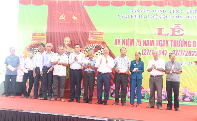 Chủ tịch nước dự lễ kỷ niệm Ngày Thương binh liệt sĩ tại Quảng Nam - Ảnh 1.