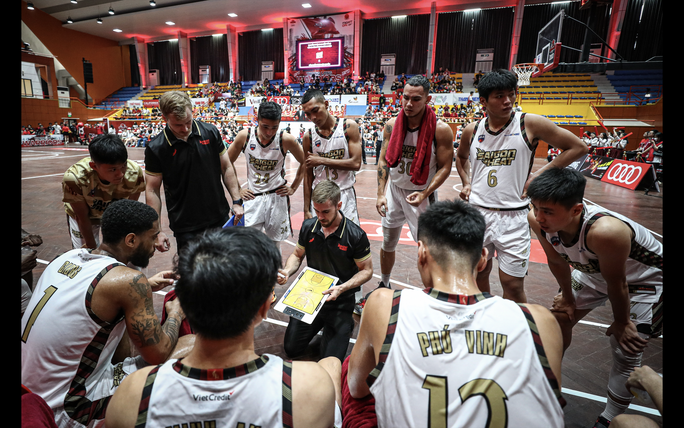 VBA 2022: Thanglong Warriors lại ôm hận trước “ông 30” - Ảnh 4.