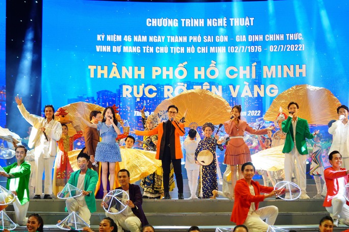 Chương trình nghệ thuật Thành phố Hồ Chí Minh - Rực rỡ tên vàng đạt hiệu ứng bất ngờ - Ảnh 14.