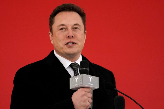 Tỉ phú Elon Musk lên tiếng về tin đồn “ngoại tình” với vợ ân nhân - Ảnh 1.