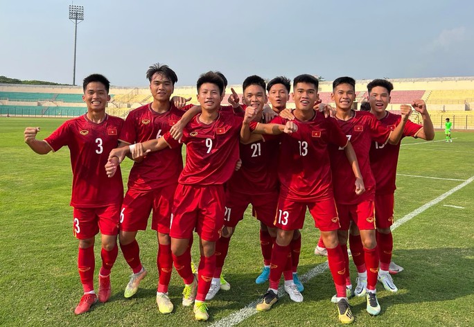 U16 Việt Nam thắng đậm Singapore, gửi cảnh báo đến chủ nhà Indonesia - Ảnh 1.