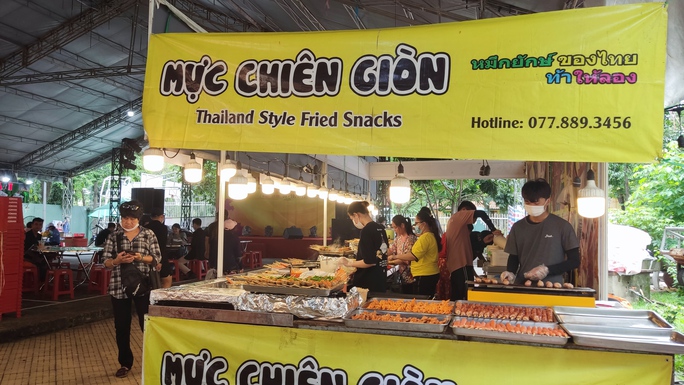 Hội chợ ẩm thực, hàng Thái Lan tái xuất sau hơn 2 năm dịch bệnh - Ảnh 11.