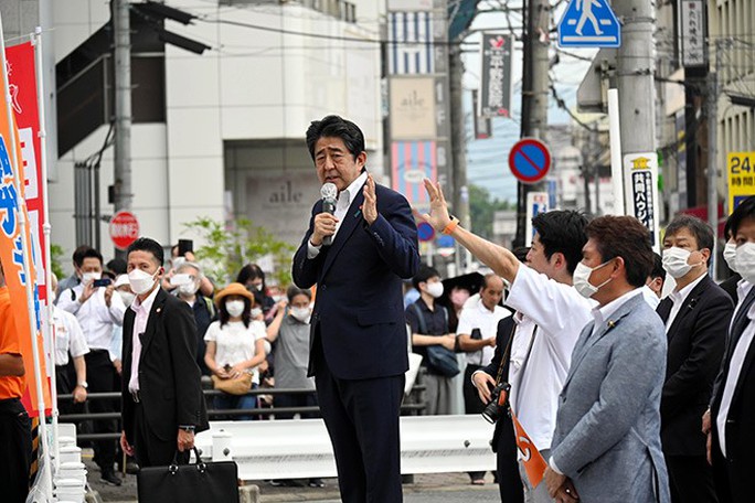 Toàn cảnh vụ cựu Thủ tướng Abe bị bắn - Ảnh 5.