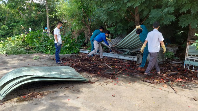 TP HCM: Phòng chống sốt xuất huyết khó khăn khi có nhiều bãi đất trống, nhà bỏ hoang… - Ảnh 3. TP HCM: Phòng chống sốt xuất huyết khó khăn khi có nhiều bãi đất trống, nhà bỏ hoang… - Ảnh 3.