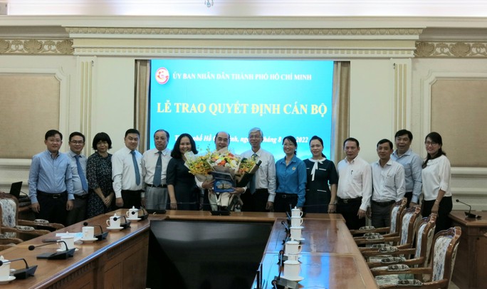 Ông Hồ Xuân Lâm đến nhận công tác tại Liên hiệp Các tổ chức hữu nghị TP HCM - Ảnh 2.