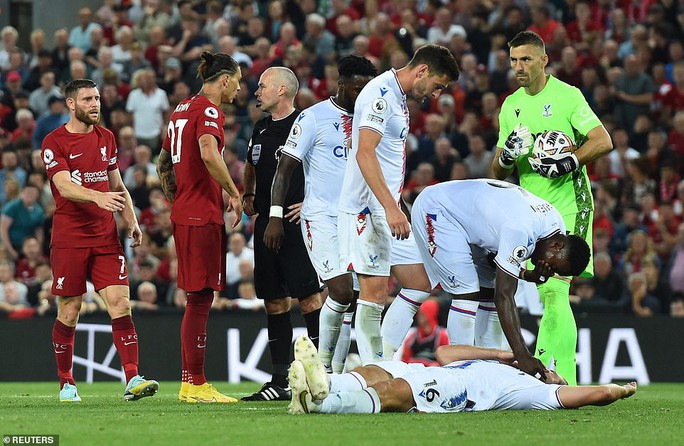Sao Liverpool nhận thẻ đỏ, trung vệ Joachim Andersen bị dọa giết - Ảnh 2.