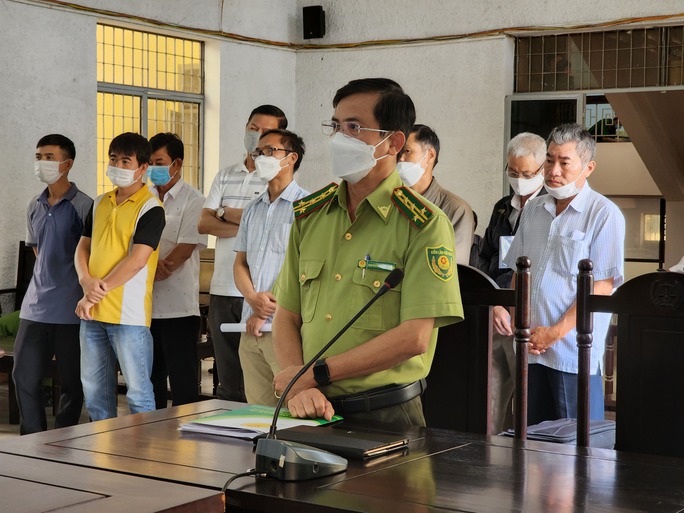 Vụ mất hơn 300 ha rừng: 8/9 cán bộ bảo vệ rừng kêu oan(!) - Ảnh 3.