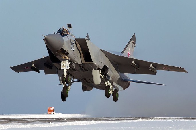 Nga tung máy bay vào không phận nước muốn gia nhập NATO - Ảnh 1.