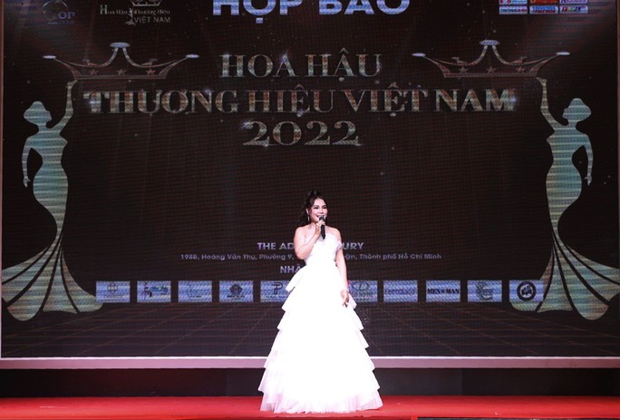 Ca sĩ Thanh Thảo, hoa hậu Mạc Thị Minh làm giám khảo cuộc thi Hoa hậu Thương hiệu Việt Nam 2022 - Ảnh 1.