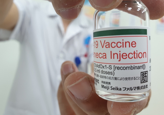 Bộ Y tế đề xuất miễn kê khai giá với vắc-xin Covid-19 - Ảnh 1.