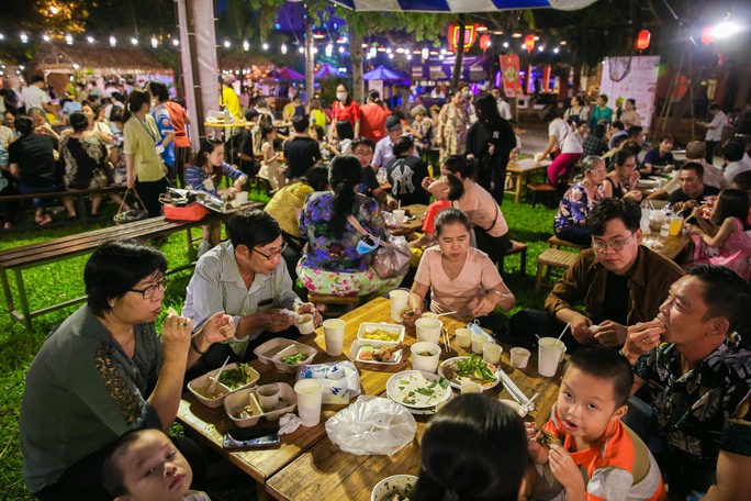 Hàng trăm món ngon hội tụ tại lễ hội Văn hóa ẩm thực, món ngon Saigontourist Group 2022 - Ảnh 10.