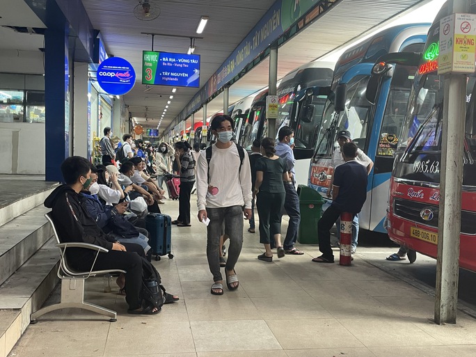 Sở GTVT TP HCM nói về phương án giải tỏa ùn tắc ở Tân Sơn Nhất dịp lễ 2-9 - Ảnh 1.