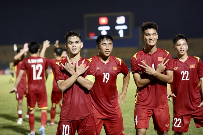 Thắng ngược Malaysia, U19 Việt Nam vào chung kết Giải U19 Quốc tế 2022 - Ảnh 8.