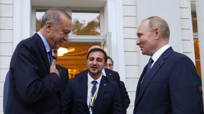 Thổ Nhĩ Kỳ bắt tay Nga, quan chức phương Tây lo lắng - Ảnh 1.