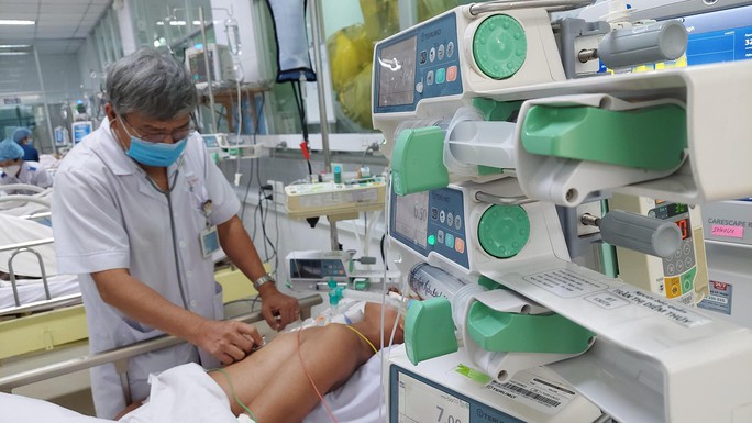 Cởi trói đấu thầu thuốc, vật tư y tế - Ảnh 1. Cởi trói đấu thầu thuốc, vật tư y tế - Ảnh 1.
