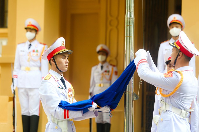 Trang trọng Lễ thượng cờ kỷ niệm 55 năm thành lập ASEAN - Ảnh 10.
