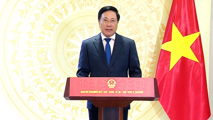 Phó Thủ tướng Phạm Bình Minh dự Hội chợ ASEAN - Trung Quốc - Ảnh 2.