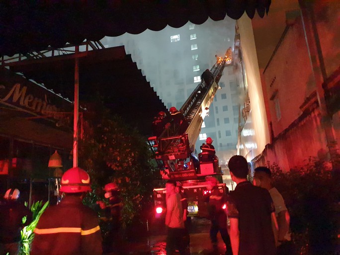 Bắt chủ cơ sở karaoke An Phú bị cháy làm 32 người chết - Ảnh 1.
