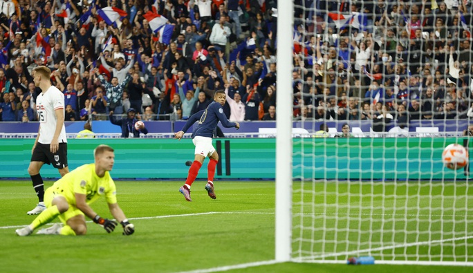 Hạ Áo 2-0 sân nhà, Pháp thoát phận chót bảng Nations League - Ảnh 1.