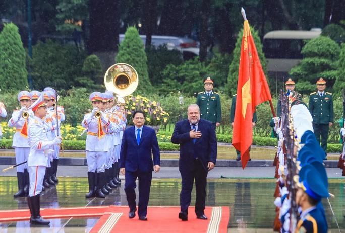 Thủ tướng Phạm Minh Chính đón Thủ tướng Cuba lần đầu thăm chính thức Việt Nam - Ảnh 8.