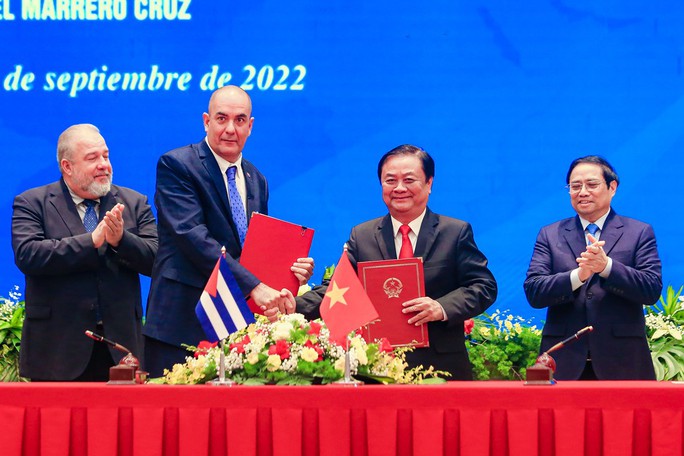 Thủ tướng Phạm Minh Chính đón Thủ tướng Cuba lần đầu thăm chính thức Việt Nam - Ảnh 21.