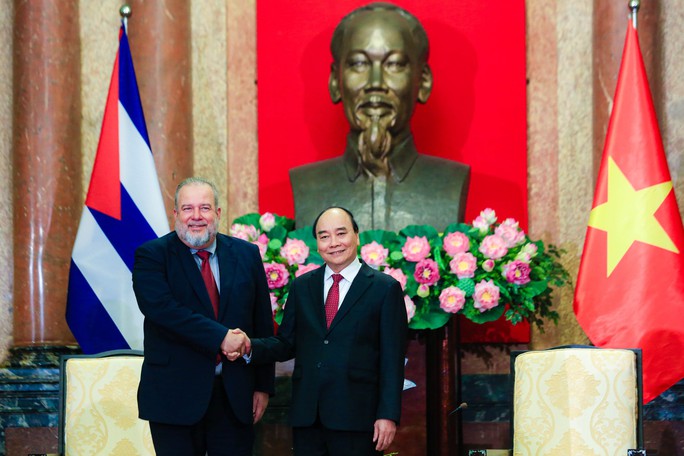 Chủ tịch nước Nguyễn Xuân Phúc: Việt Nam luôn ở bên cạnh, đoàn kết và ủng hộ Cuba anh em - Ảnh 3.