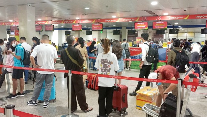 Sân bay Tân Sơn Nhất sắp đón lượng khách cực lớn sau kỳ nghỉ lễ 2-9 - Ảnh 2.