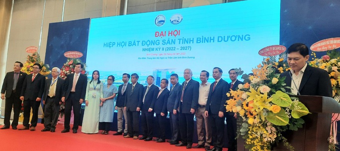 Ông Giang Quốc Dũng làm Chủ tịch Hiệp hội Bất động sản Bình Dương - Ảnh 1. Ông Giang Quốc Dũng làm Chủ tịch Hiệp hội Bất động sản Bình Dương - Ảnh 1.