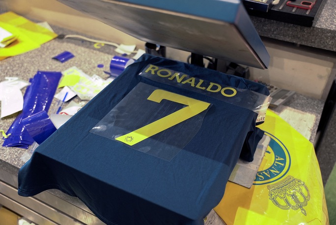 Hiệu ứng Ronaldo gây sốt tại Ả Rập Saudi - Ảnh 4.