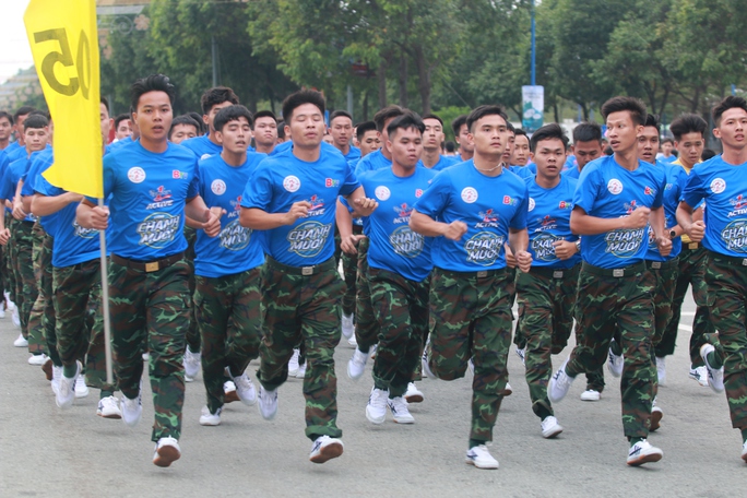 Giải Việt dã Chào năm mới 2023: Chủ nhà Bình Dương giành chức vô địch nam tuyển 10 km - Ảnh 6.