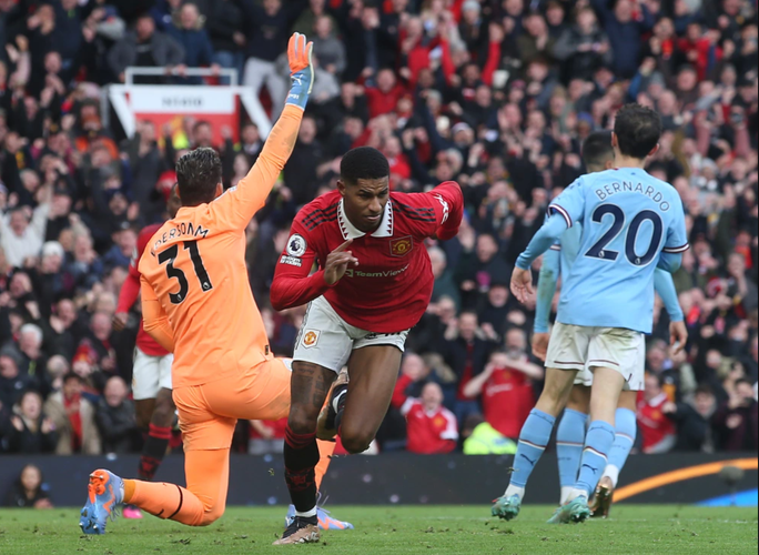 Ngược dòng siêu đỉnh, Man United quật ngã đại kình địch Man City - Ảnh 6.