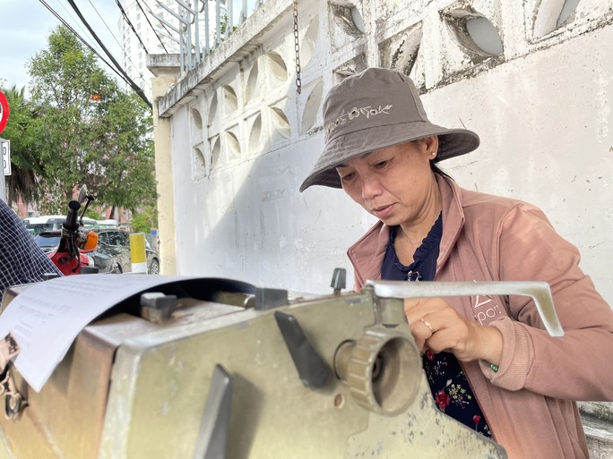 Người phụ nữ đánh máy chữ cuối cùng ở Nha Trang - Ảnh 5.